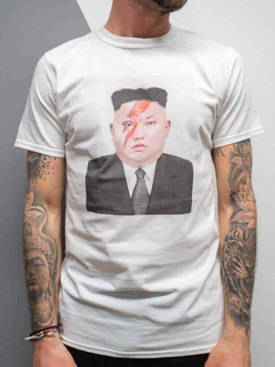 BAD MONDAY T-shirt in cotone stampa KIM JONG-UN