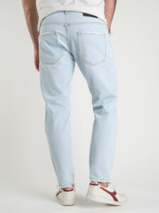 ESTASI Jeans chiaro con rotture e corto alla caviglia PIRLO (6)