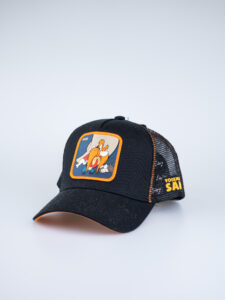 CAPSLAB Cappellino nero patch YOSEMITE SAM (1)