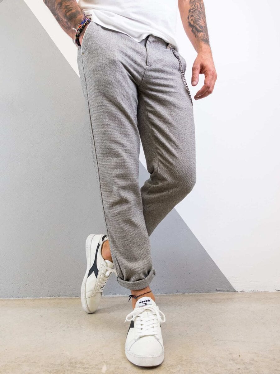 BERNA Pantalone chinos in tessuto micro lavorato con catenella 215151