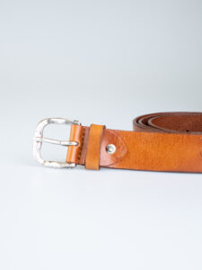 IMPERIAL Cintura in pelle color cuoio con tagli CN72 (1)