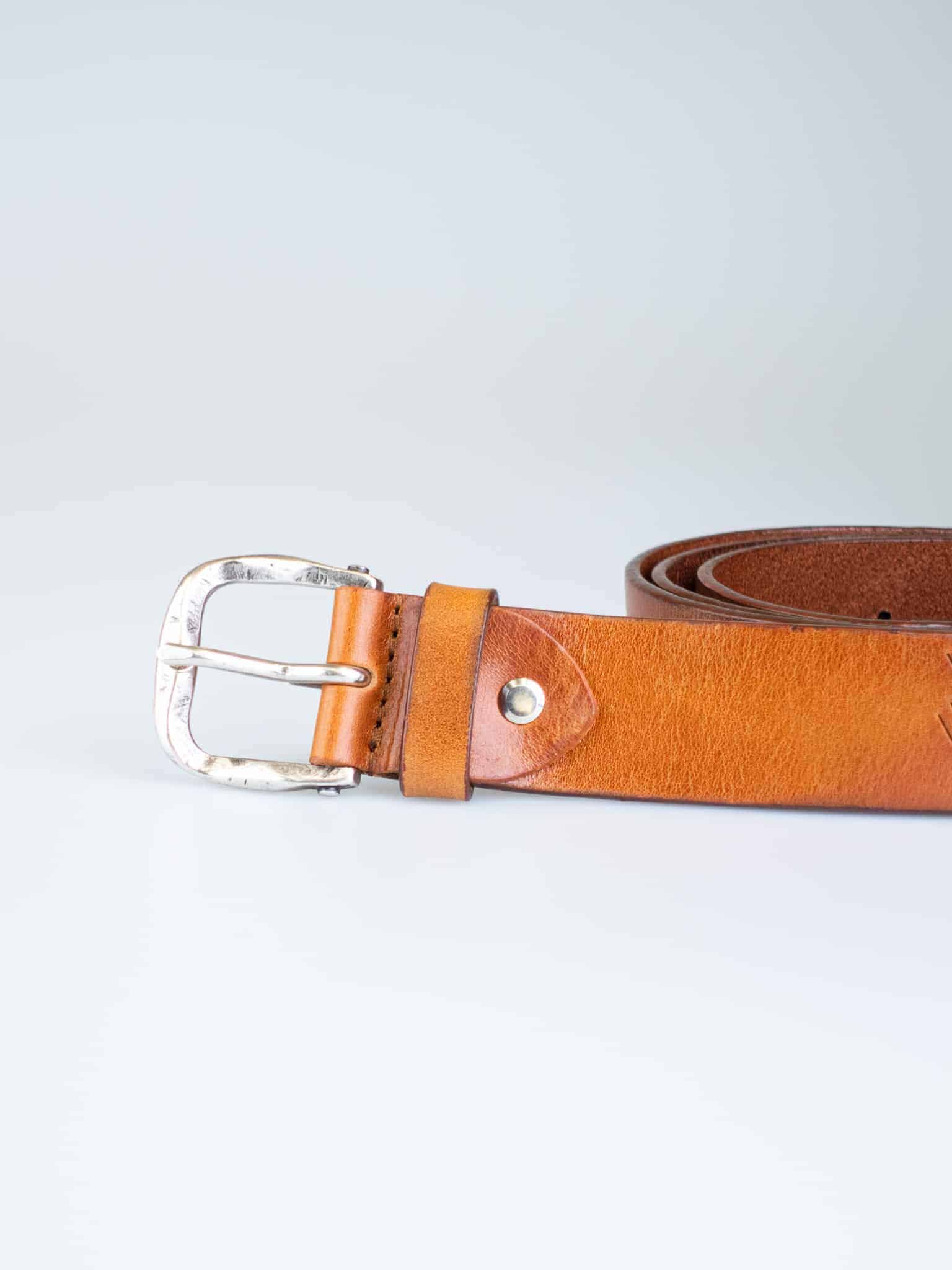 IMPERIAL Cintura in pelle color cuoio con tagli CN72 (1)