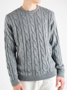 AKIRO’ Maglione grigio girocollo intrecciato TF196 (1)