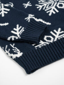 Maglione di natale con stampa fiocchi di neve e renne PJ280 blu (4)