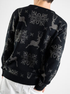 Maglione di natale con stampa fiocchi di neve e renne PJ280 nero (2)