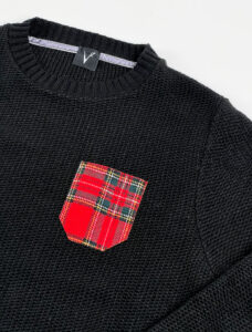 V2 Maglione girocollo 3D misto lana con taschino stampa SCOZZESE nero (2)