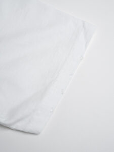 BL11 T-shirt in cotone con dettagli sulla manica sinistra BASIC Blu (13)