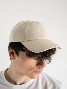 ONLY&SONS Cappellino leggero con piccole rotture TYLER 22022171 gardenia (1)