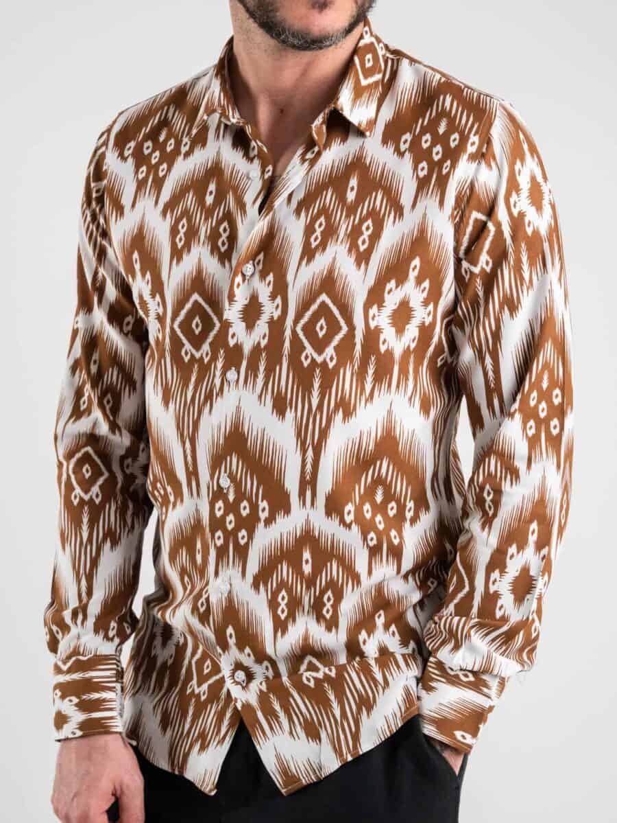 Camicia bianca in viscosa stampa etnica marrone PINETA