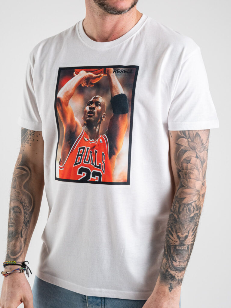 RESELL T shirt in cotone con stampa BULLS 270 bianco 3 RESELL APPAREL RESELL T-shirt in cotone con stampa BULLS Jordan 270 bianco