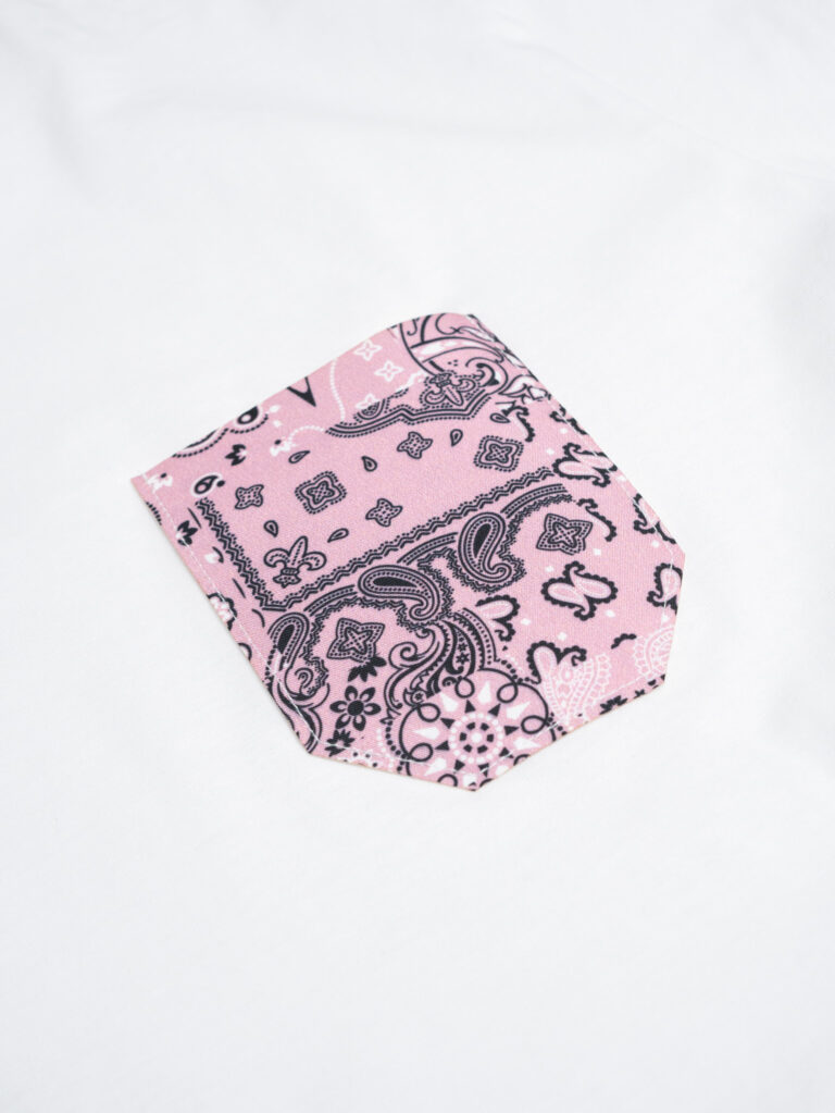 V2 T-shirt in cotone con taschino stampa BANDANA 14 Bianco - immagine 4