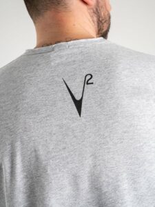 V2 T-shirt in cotone con taschino stampa FIORELLINI 2 Grigia (2)