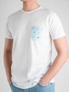 V2 T-shirt in cotone con taschino stampa FRUTTA E DOLCI bianca (5)