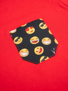 V2 T-shirt in cotone con taschino stampa SMILE rossa (10)