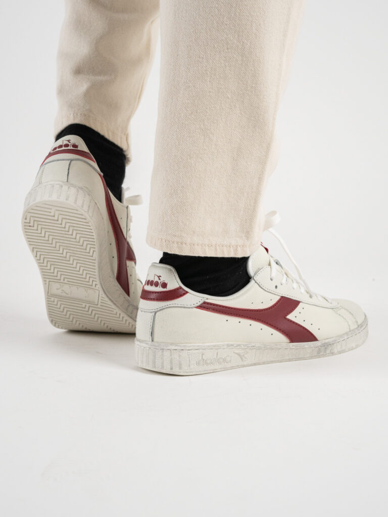 DIADORA Game L Low Waxed WhiteRed Pepper2 DIADORA DIADORA Game L Low Waxed White/Red Pepper