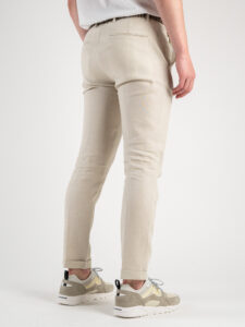 OVER-D Pantalone chinos basico in lino P13 Ecru (3)