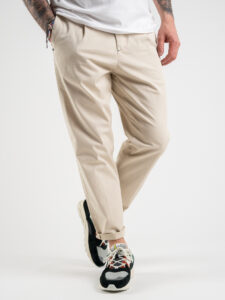 BERNA Pantalone leggero basico con tasche 220327 Beige (3)