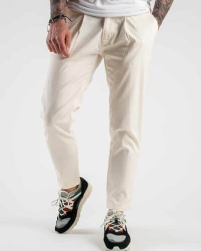 ESTASI Pantalone in gabardina con pinces VIPER 8004 Latte 4 ESTASI ESTASI Pantalone in gabardina con pinces VIPER 8004 Latte