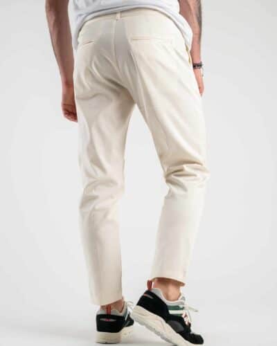 ESTASI Pantalone in gabardina con pinces VIPER 8004 Latte 7 ESTASI ESTASI Pantalone in gabardina con pinces VIPER 8004 Latte