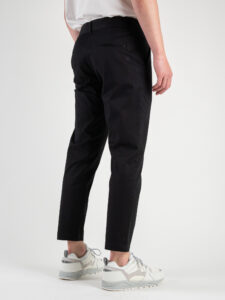ESTASI Pantalone in gabardina con pinces VIPER 8004 Nero (3)
