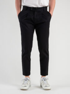 ESTASI Pantalone in gabardina con pinces VIPER 8004 Nero (5)
