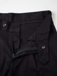 ESTASI Pantalone in gabardina con pinces VIPER 8004 Nero (7)