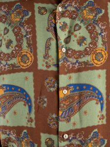 BERNA Camicia in viscosa stampa bandana 220095 Marrone (3)