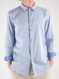 BERNA Camicia reschina azzurra in cotone operato blu 220198 (2)