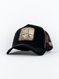 CAPSLAB Cappellino Marvel nero con retina marrone e patch beige GROOT1