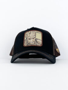 CAPSLAB Cappellino Marvel nero con retina marrone e patch beige GROOT2