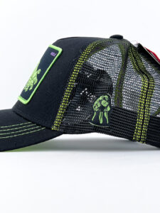 CAPSLAB Cappellino nero Marvel con cuciture verdi e patch stampa HULK1