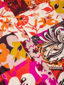 ESTASI Camicia coreana in viscosa stampa floreale beige e marrone LIPARI rossa (7)