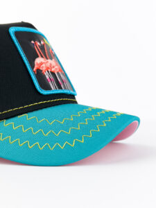 GOORIN BROS Cappellino nero con becca azzurra e rete rosa e patch in pelle nera stampa Fenicottero SQUAD4