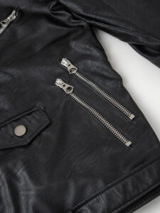 IMPERIAL Chiodo nero morbido in ecopelle con zip e cintura U3025430 (7)