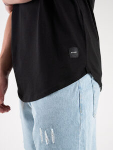 ONLY&SONS T-shirt in cotone con fondo stondato MATT 22002973 Nera (3)