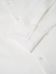 ESTASI Camicia coreana basica microlavarata in cotone CAPOLIVERI Bianca1