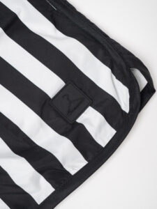 BERNA Costume bicolore con patch logo e tasche laterali 1901568