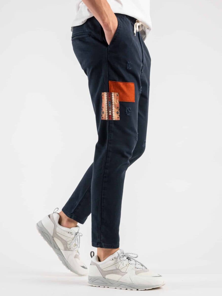 V2 Jeans con coulisse in vita, piccole graffiature e patch laterali Blu
