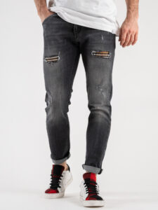 V2 Jeans nero con piccoli graffi,toppe e tasca posteriore stampa Burberry 30 Beige (6)