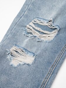 BERNA Jeans basico cropped con rotture 223041 Azzurro (4)