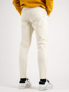 BERNA Jeans slim con rotture e toppe 220214 Panna (5)