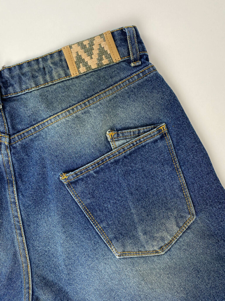 OVER-D Jeans cropped senza rotture D09 Blu - immagine 8
