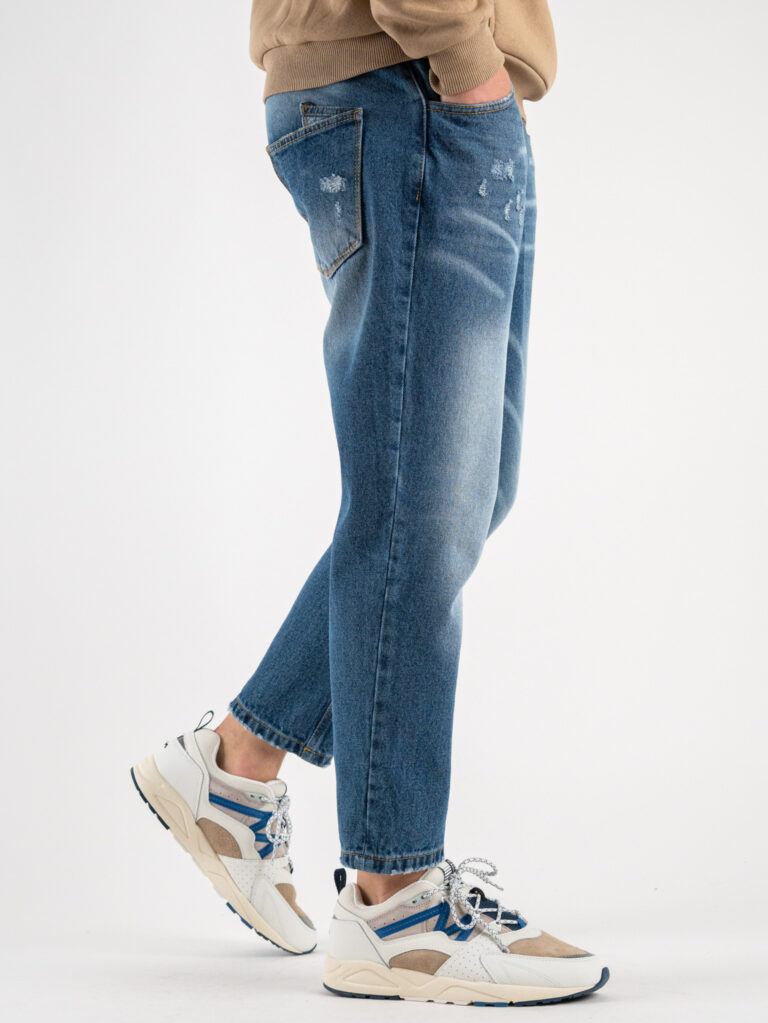 OVER-D Jeans cropped sfumato con piccole rotture D05 Azzurro - immagine 5