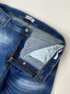 OVER-D Jeans sfumato con rotture e toppe D13 Blu (2)