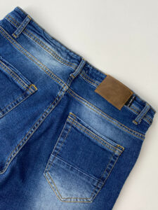 OVER-D Jeans sfumato con rotture e toppe D13 Blu (4)