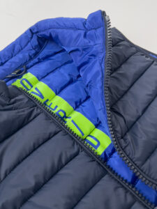 OVER-D Piumino smanicato con zip e tasche J01 BluRoyal (2)