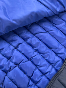 OVER-D Piumino smanicato con zip e tasche J01 BluRoyal (3)