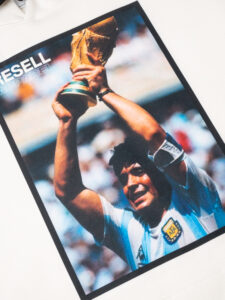 RESELL Felpa felpata con cappuccio e stampa MARADONA 284 bianco (6)