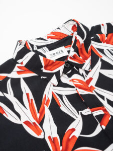 BERNA Camicia in viscosa con stampa foglie 223270 Nero (1)