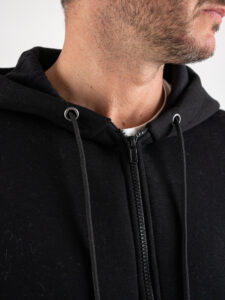 BERNA Felpa basica felpata con zip, cappuccio e logo 223086 Nera (6)